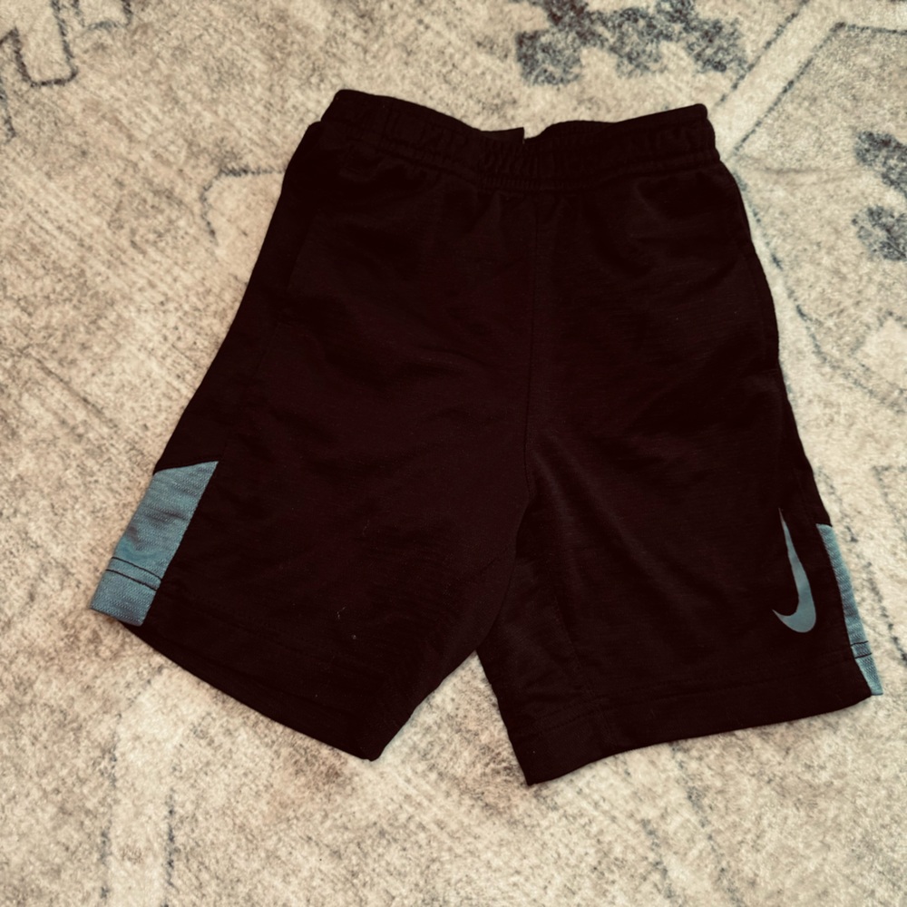 Nike black basketball shorts